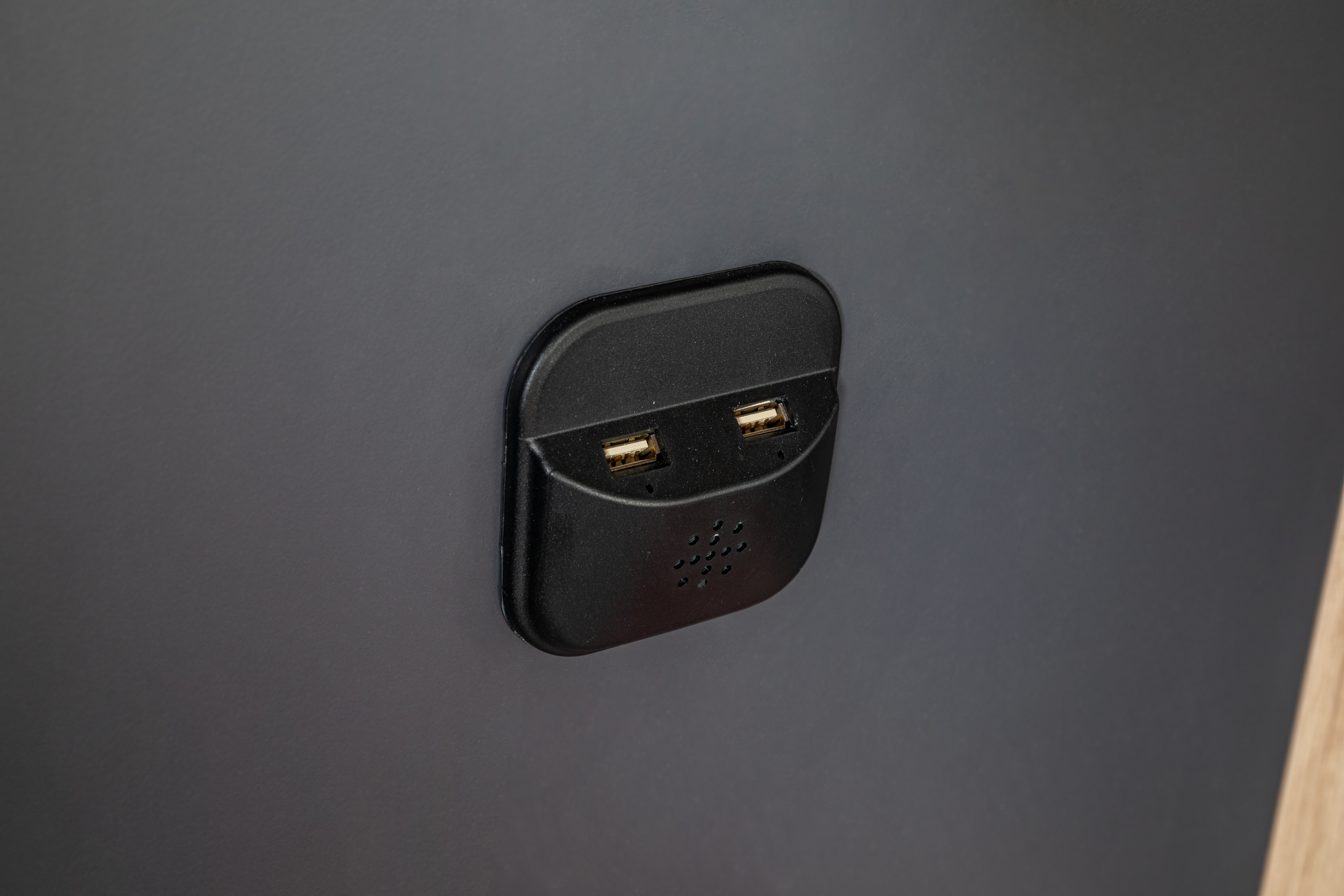 Titi Etagenbett Stil mit Bluetooth und USB in 100x200 cm
