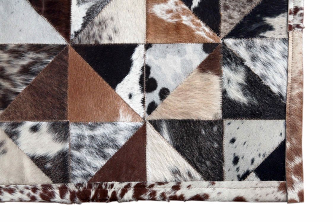 Teppich Braun Minor aus gefärbtem Kuhfell mit Weiß